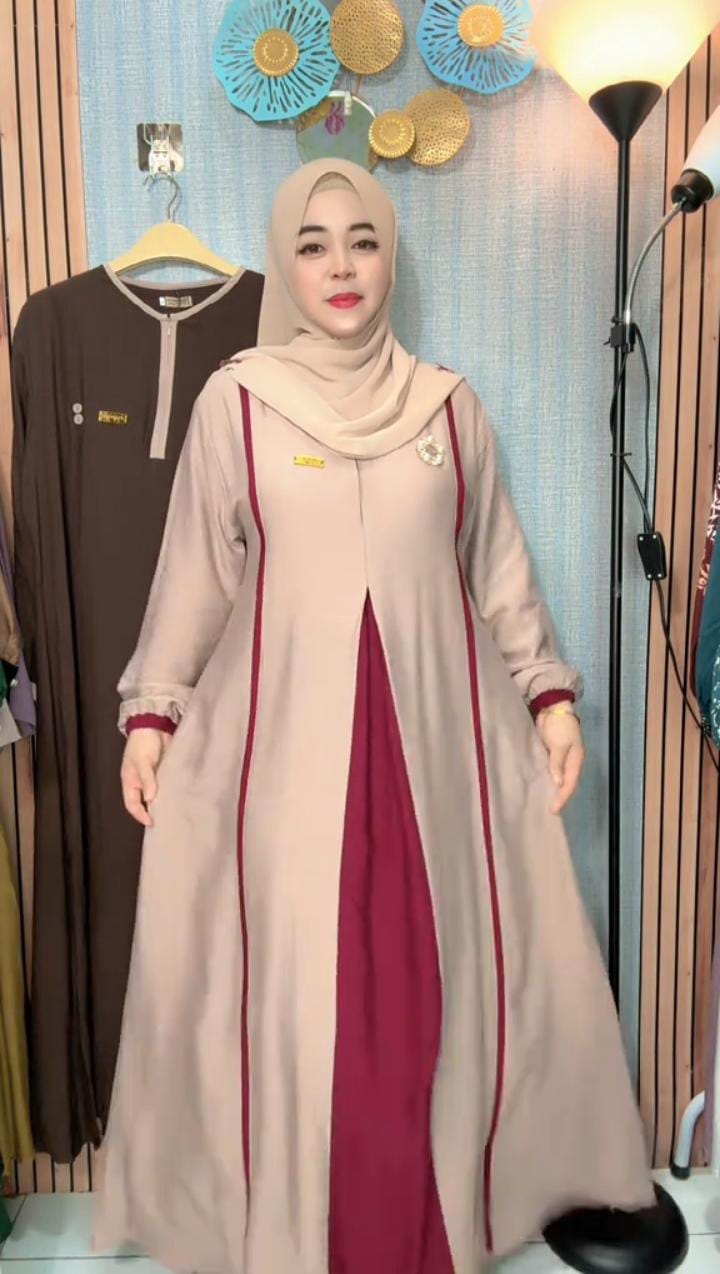 L’Abaya Idéale pour la Femme Élégante et Confiante