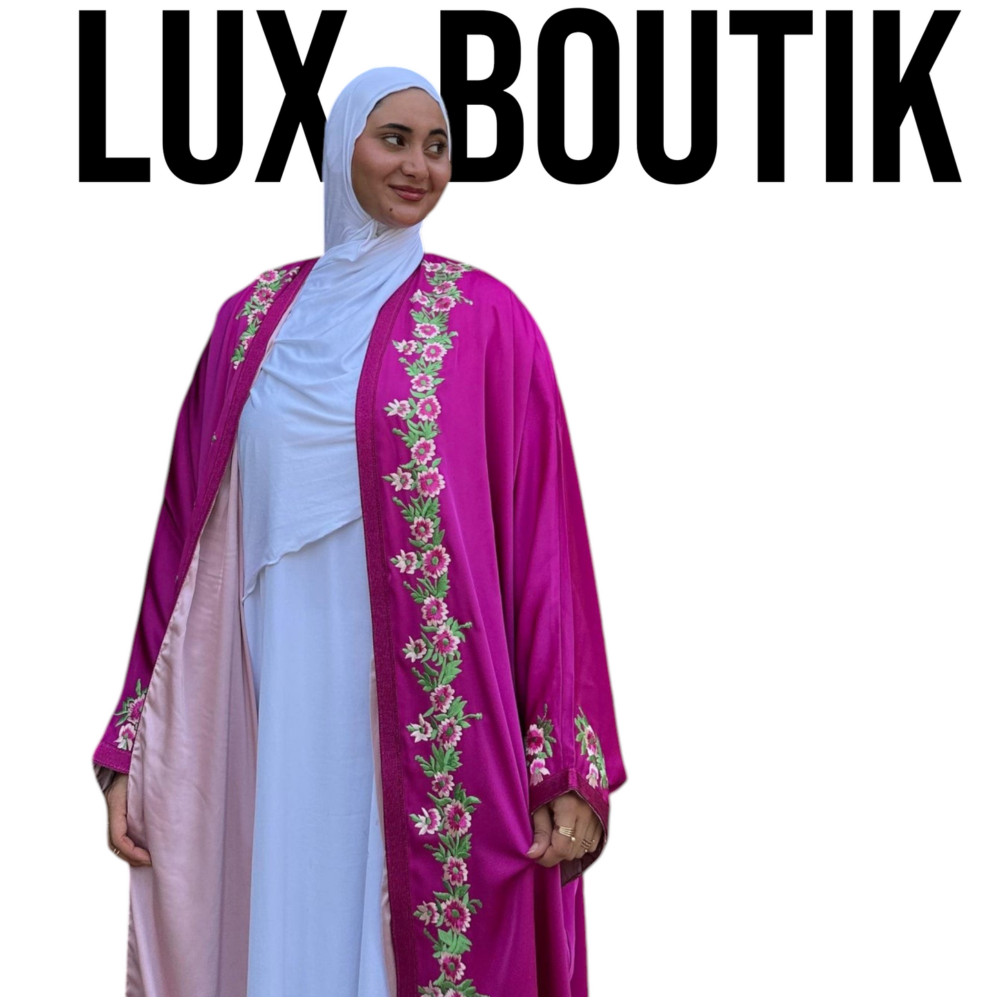 Kimono Fuchsia Brodé – Élégance Royale et Touche Florale