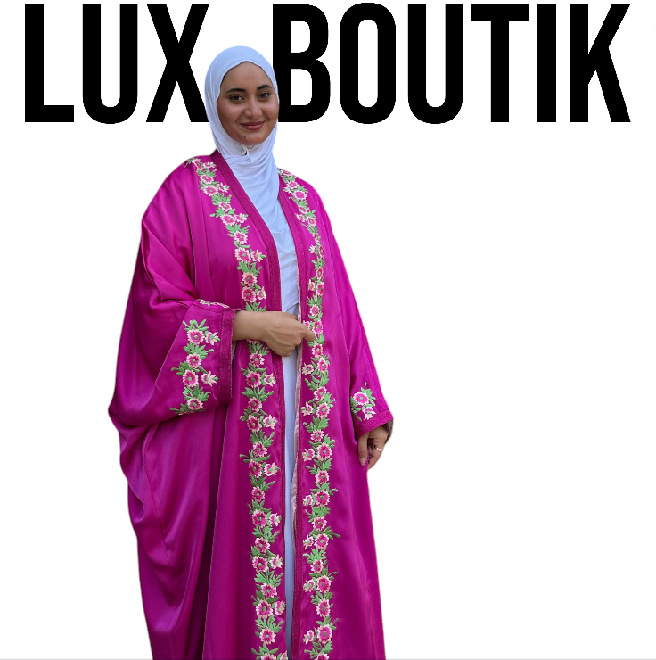 Kimono Fuchsia Brodé – Élégance Royale et Touche Florale
