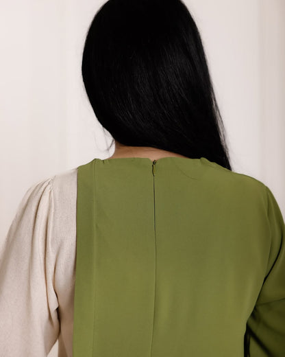 Robe Moderne Bicolore – Élégance et Confort au Quotidien