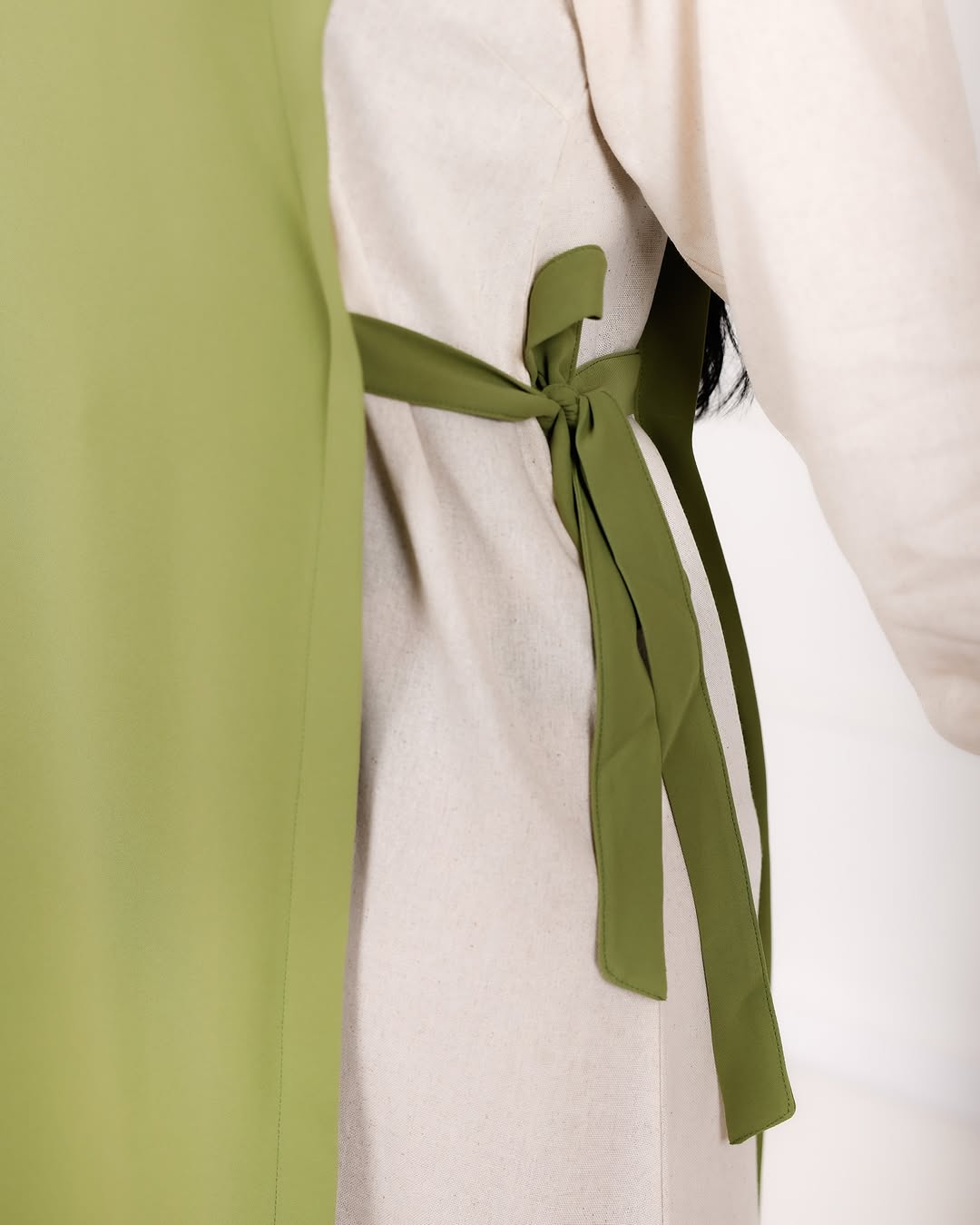 Robe Moderne Bicolore – Élégance et Confort au Quotidien
